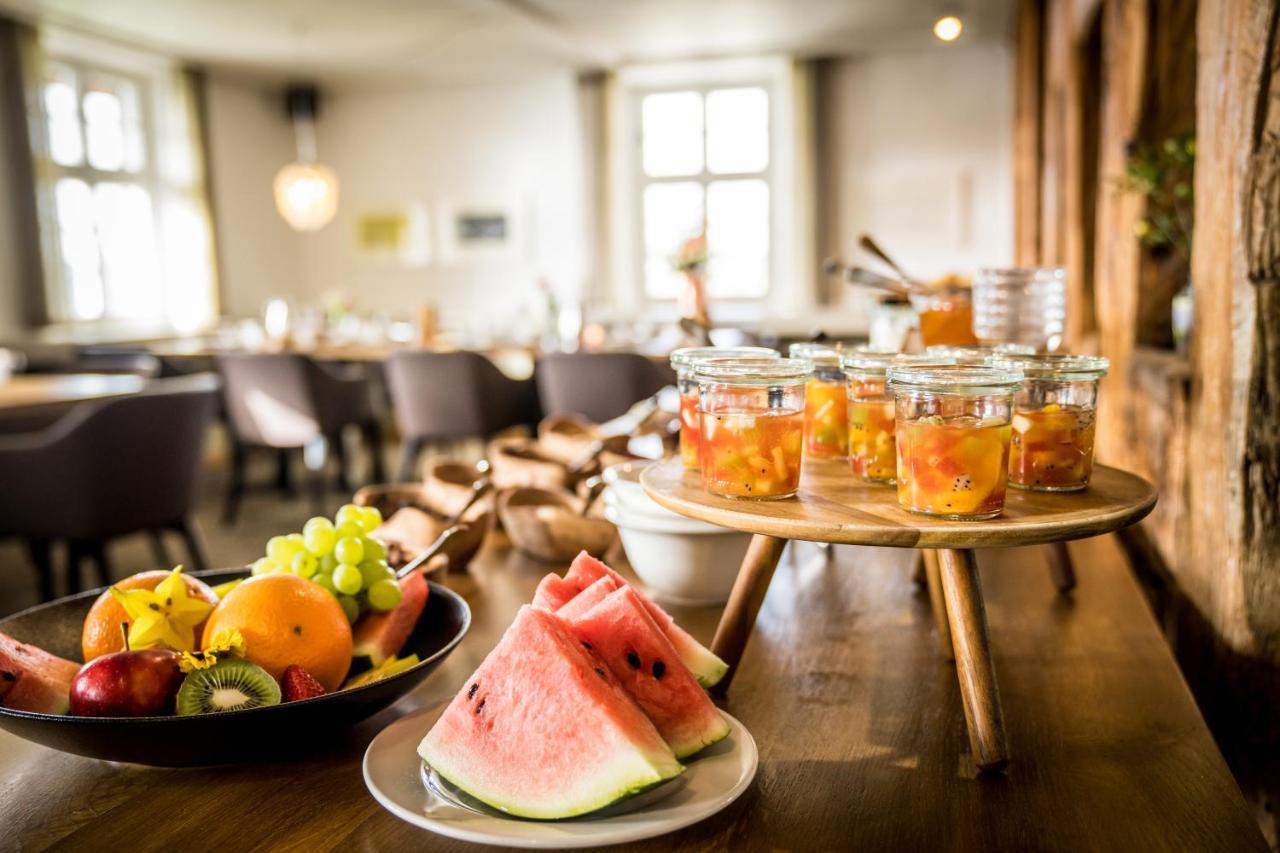 Hotel Hofgut Hohenkarpfen Hausen ob Verena Dış mekan fotoğraf